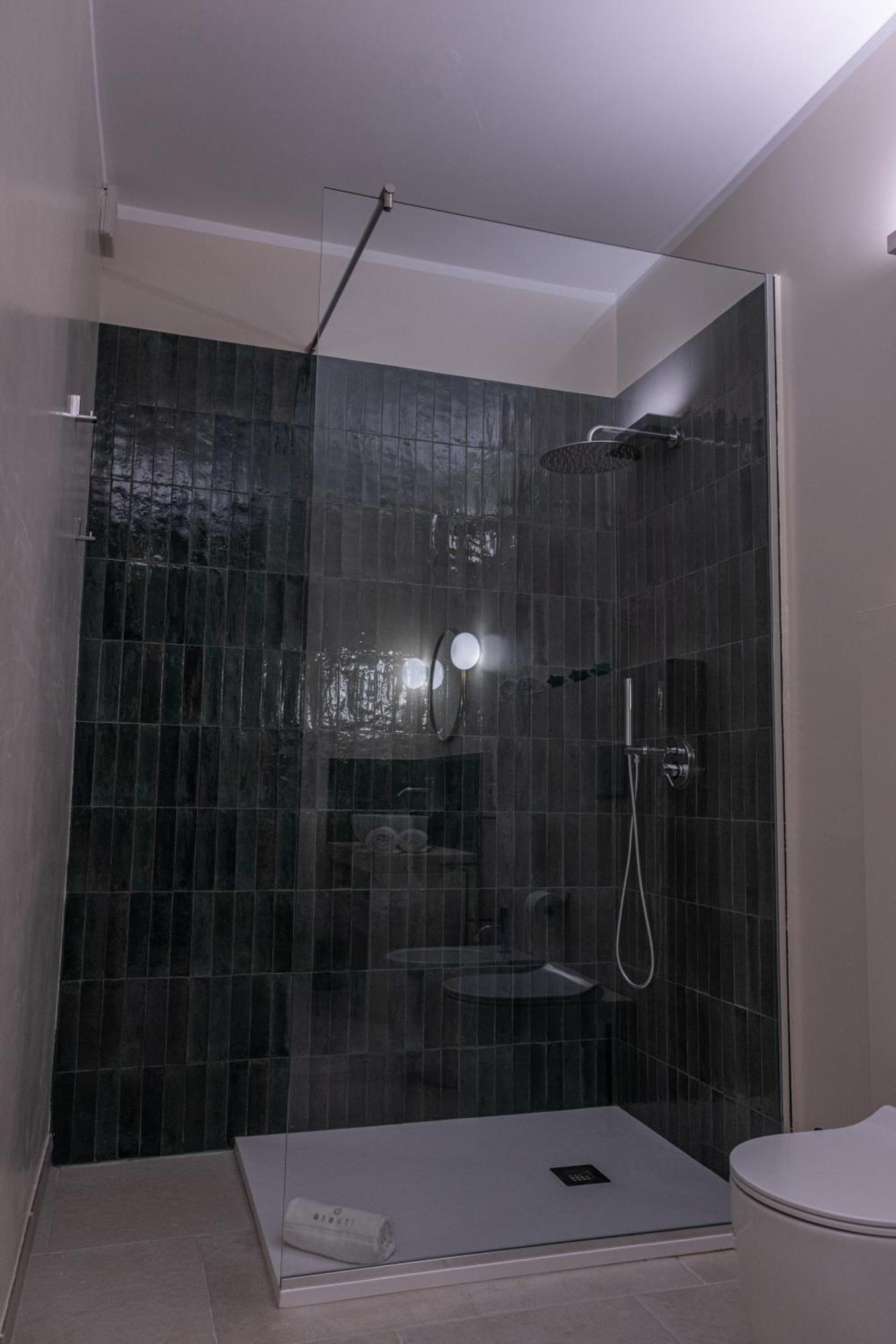 Oronti Accommodations Lecce Esterno foto
